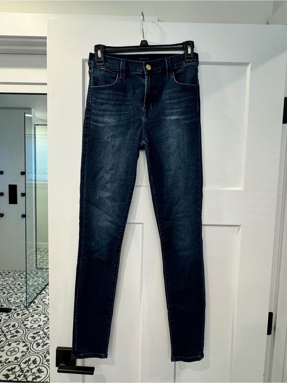 J Brand Dark Wash Skinny Jeans - Classic High-Rise